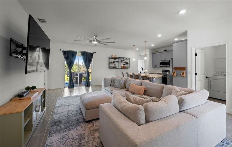 Furnished interior view inside a new home in , Ocala (Image 33).