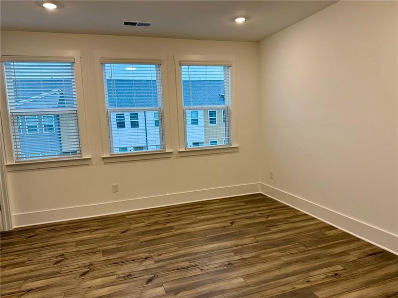 Spacious, unfurnished interior of a new home in Park Vue, Atlanta (Image 19). Spacious, unfurnished interior of a new home in Park Vue, Atlanta (Image 19).