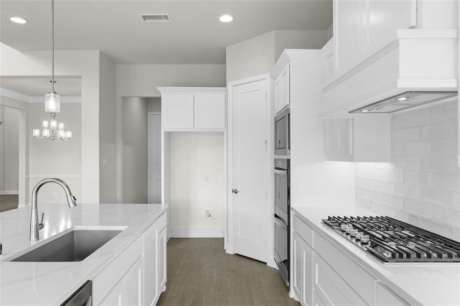 4524 Sky Harbor  Kitchen 3