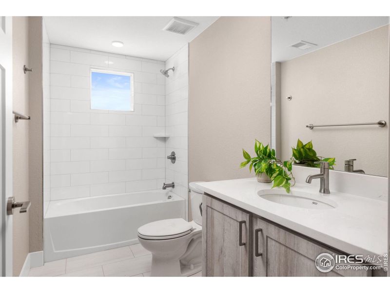 Furnished interior view inside a new home in , Lafayette (Image 7).