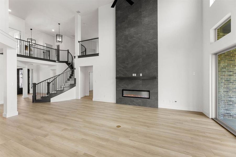 210 Cheyenne Mountain-Living Room-2