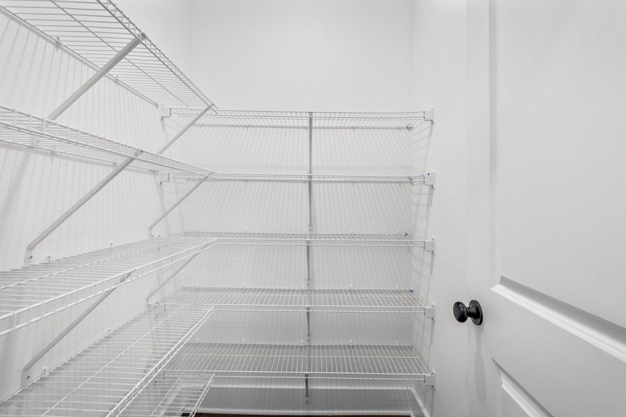 Spacious, unfurnished interior of a new home in Calista Farms, White House (Image 23).