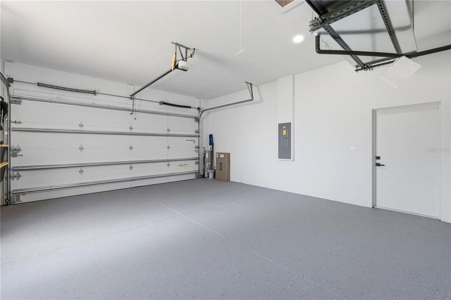 Spacious, unfurnished interior of a new home in , North Port (Image 24).