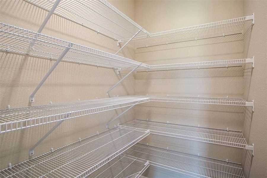 Spacious, unfurnished interior of a new home in Davis Landing, Wimauma (Image 10).