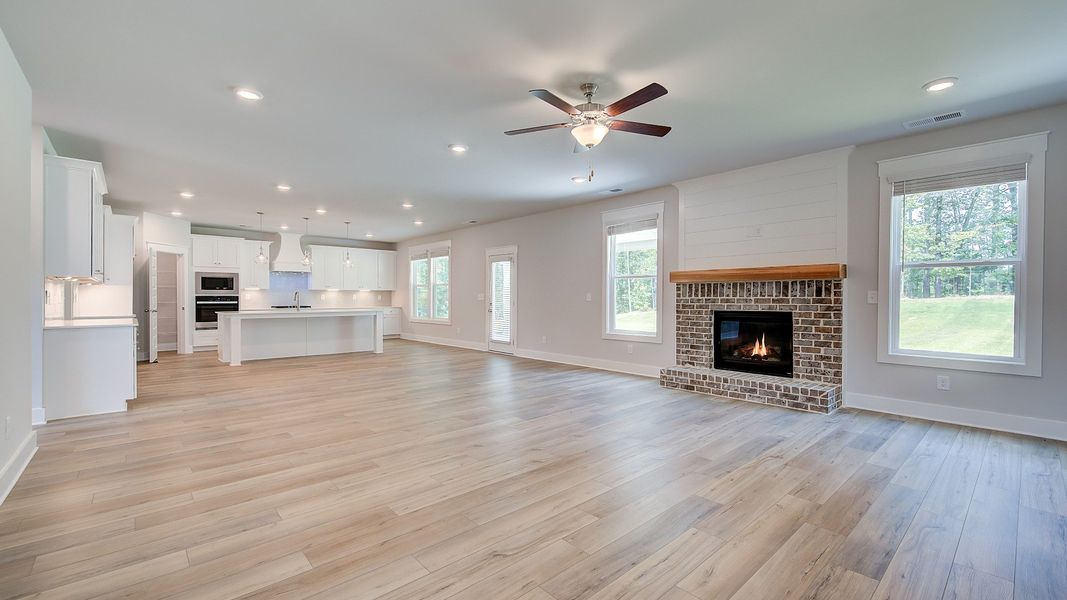 Representative furnished interior of a home built from the Margaret by DRB Homes in Saddleridge, Senoia (Image 25).