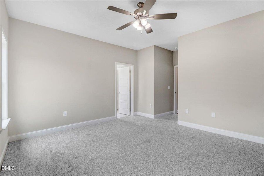 24-102 Chester Pl-23