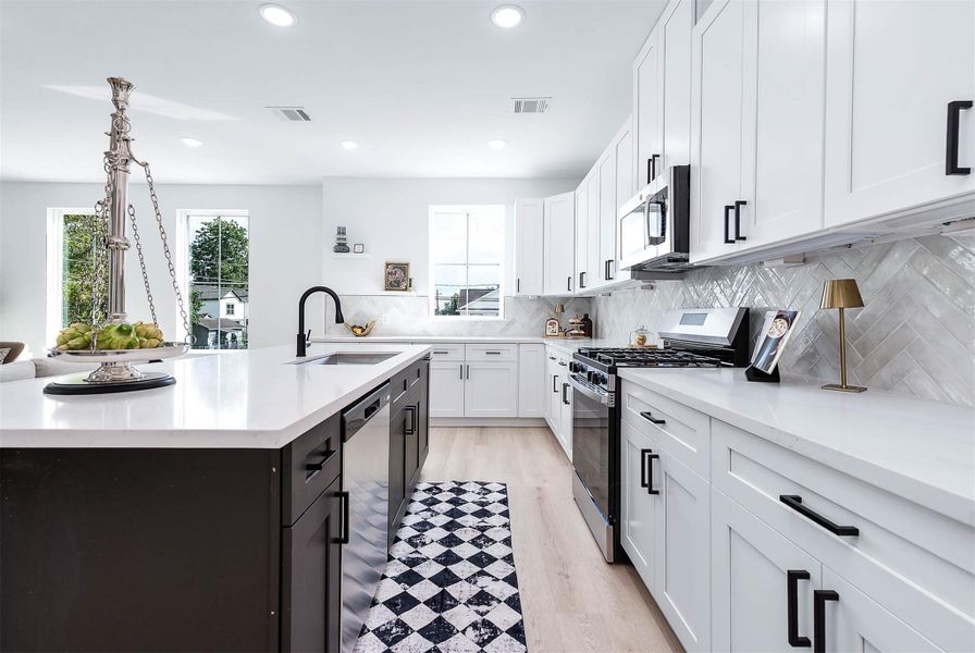 Furnished interior view inside a new home in , Houston (Image 21). Furnished interior view inside a new home in , Houston (Image 21).