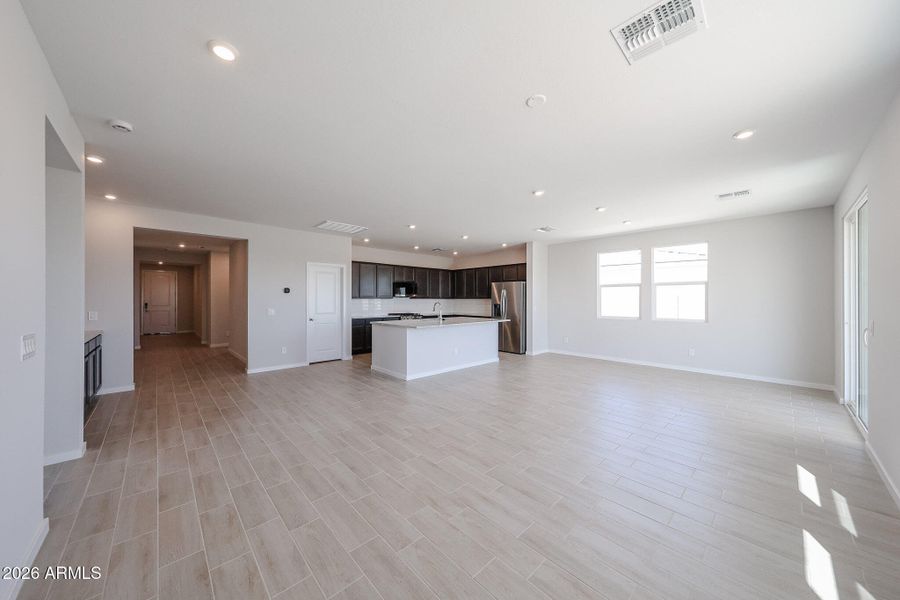 09_Willow_Lot-02_Carlsbad_New-Ranch_Styl