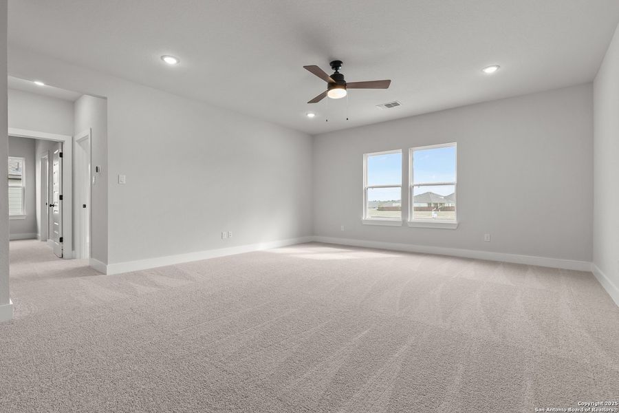 Spacious, unfurnished interior of a new home in Homestead, Schertz (Image 24). Spacious, unfurnished interior of a new home in Homestead, Schertz (Image 24).