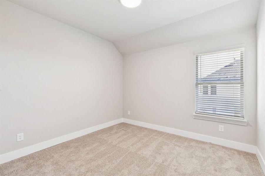 Spacious, unfurnished interior of a new home in Painted Tree Woodland West, McKinney (Image 28).