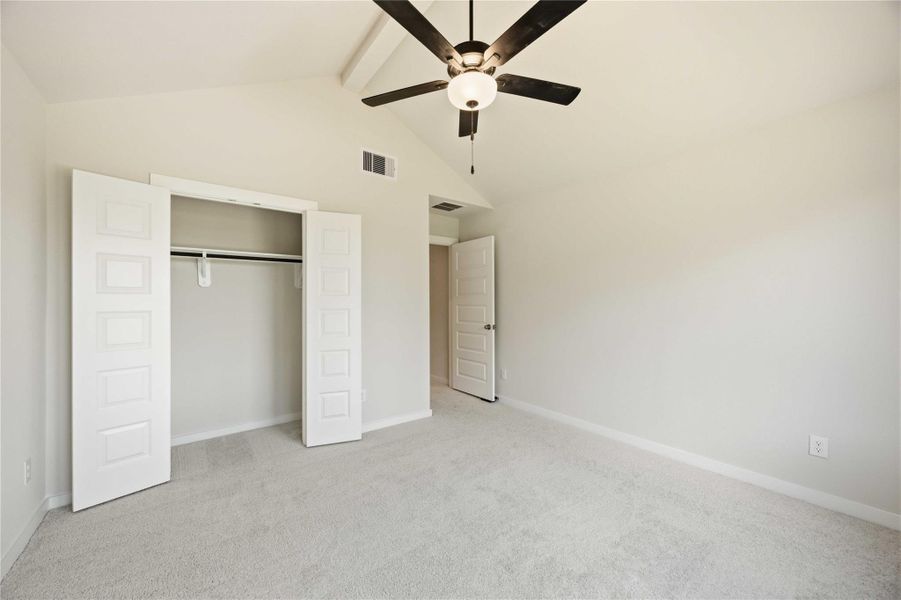Spacious, unfurnished interior of a new home in Pine Rock Estates, Conroe (Image 22). Spacious, unfurnished interior of a new home in Pine Rock Estates, Conroe (Image 22).