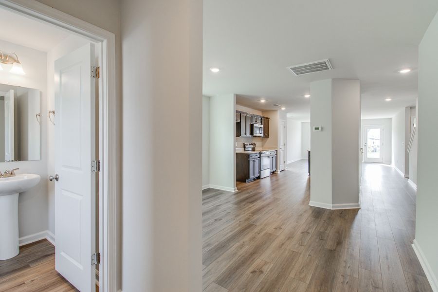 Spacious, unfurnished interior of a new home in Bluefield, Lexington (Image 14). Spacious, unfurnished interior of a new home in Bluefield, Lexington (Image 14).