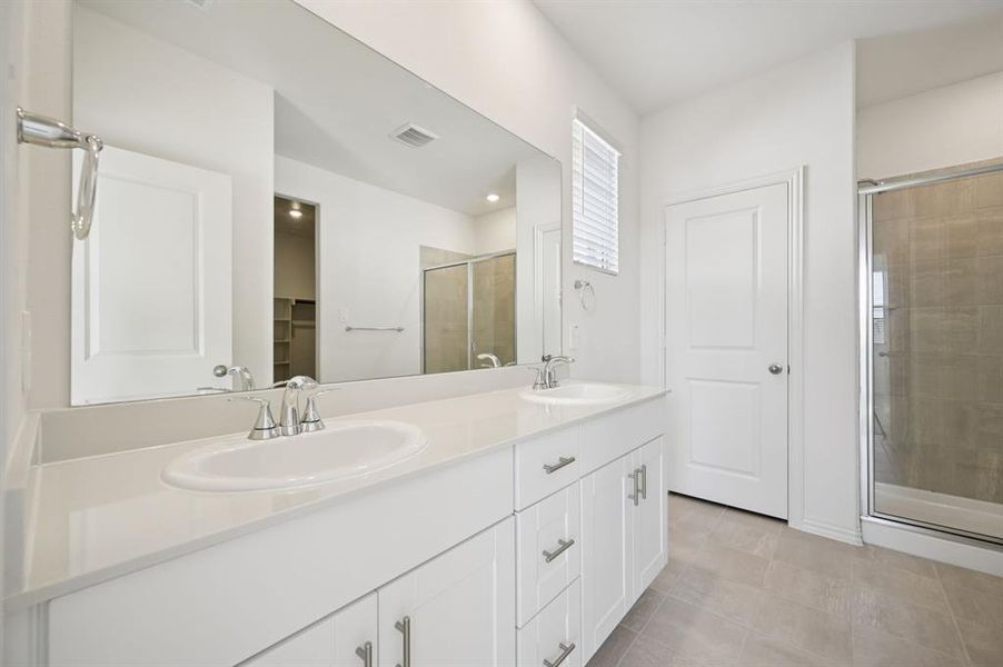 Furnished interior view inside a new home in Lakehaven - Premier Series, Farmersville (Image 12).