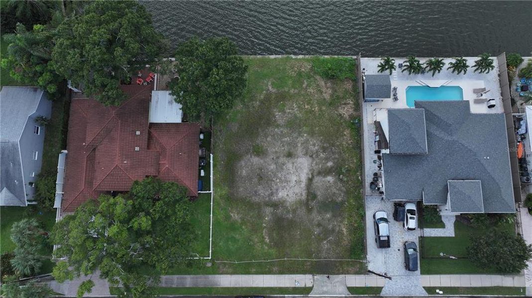 Image 20 of a home in .