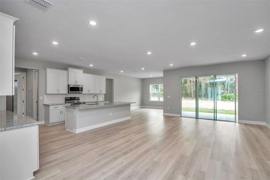 Spacious, unfurnished interior of a new home in , Beverly Hills (Image 19). Spacious, unfurnished interior of a new home in , Beverly Hills (Image 19).