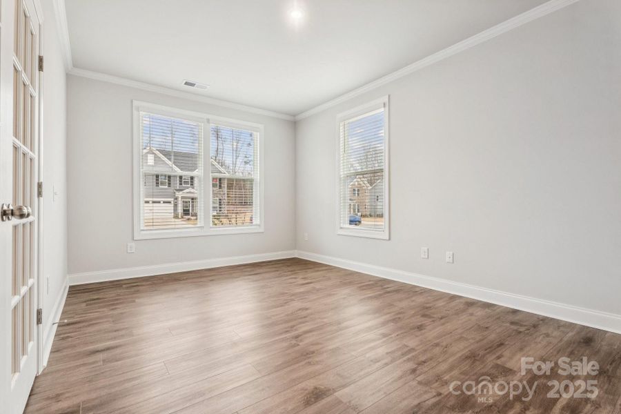 Spacious, unfurnished interior of a new home in Glenhurst, Matthews (Image 21).