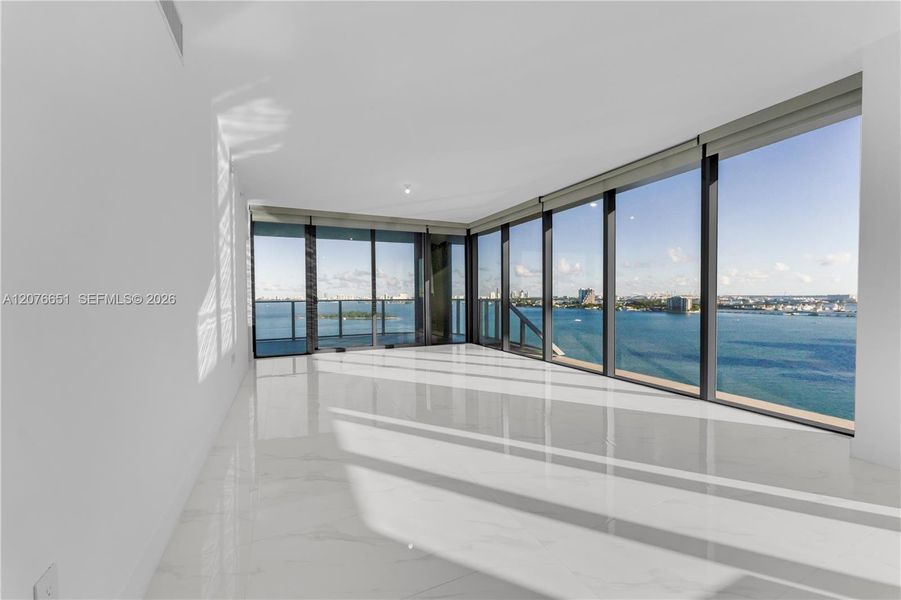 Spacious, unfurnished interior of a new home in , Miami (Image 14).