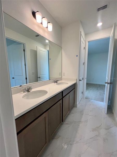 Image 33 of a home in Hills of Minneola.