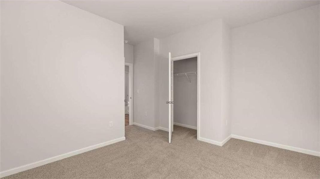 Spacious, unfurnished interior of a new home in Preserve at Dove Creek, Statham (Image 40).