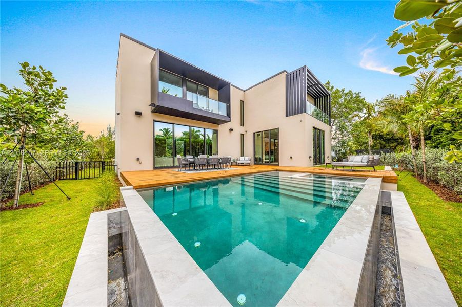 Exterior details and patio area of a home in , Miami Beach (Image 4).