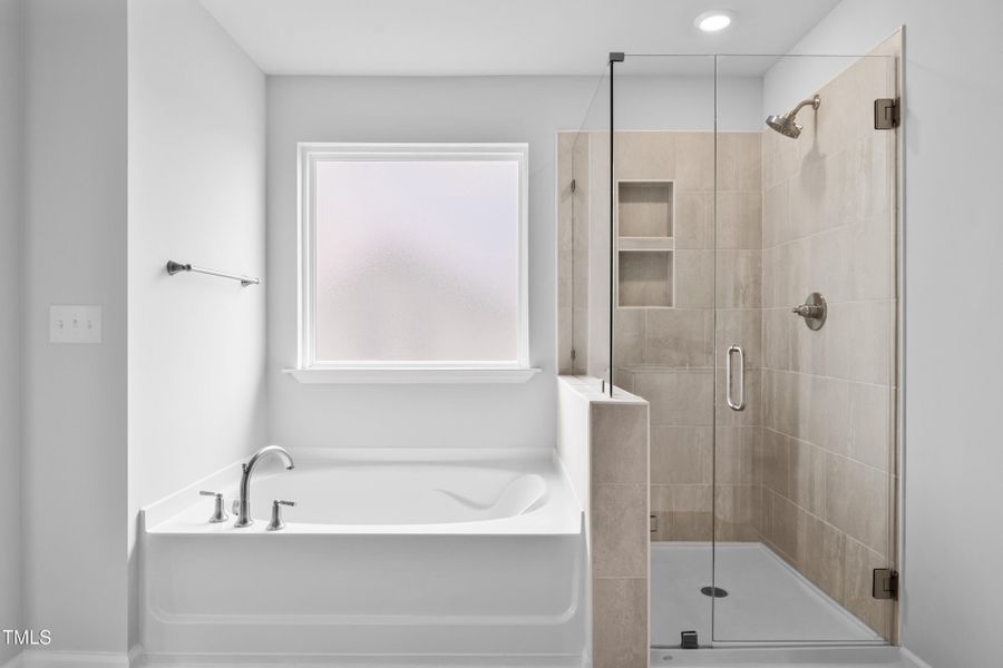 33-Ashley 2102 Channel-33