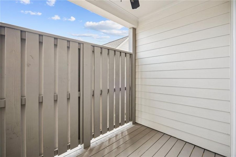 Exterior details and patio area of a home in , Roswell (Image 4).