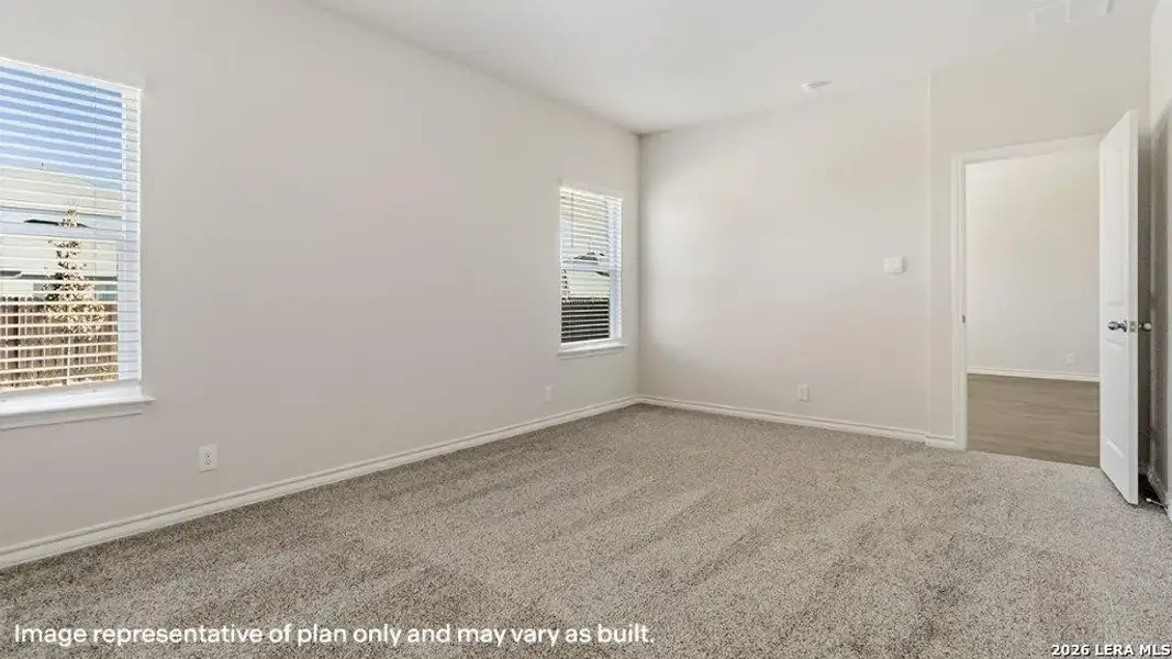 Spacious, unfurnished interior of a new home in Brookstone Creek, San Antonio (Image 23).