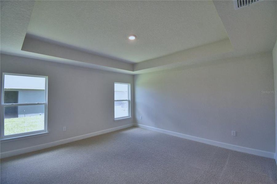 Spacious, unfurnished interior of a new home in Cadence Crossing, Auburndale (Image 24).