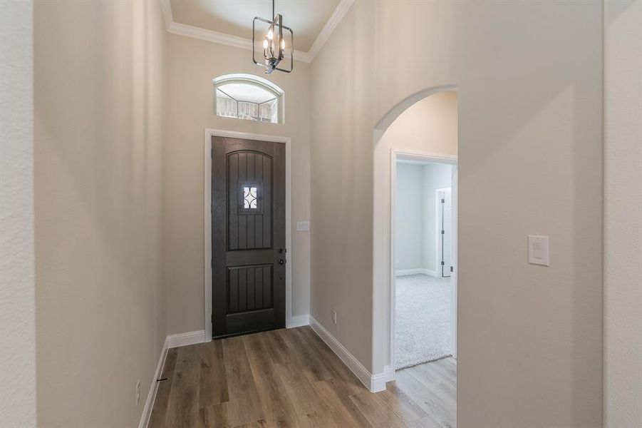 Spacious, unfurnished interior of a new home in , Alvarado (Image 22).