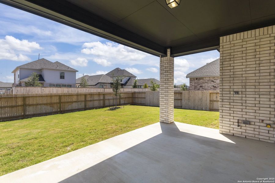 Exterior details and patio area of a home in Stillwater Ranch 60', San Antonio (Image 3).