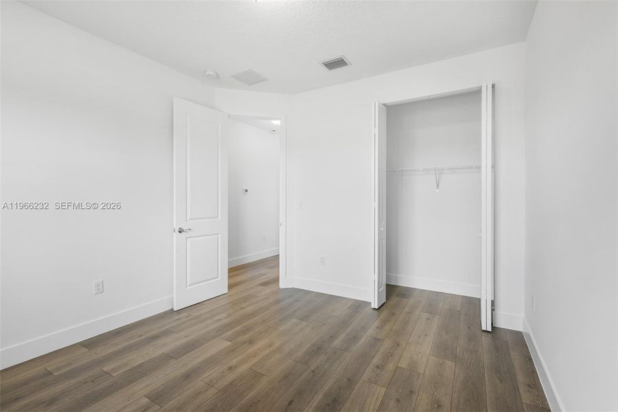 Spacious, unfurnished interior of a new home in , Immokalee (Image 27).