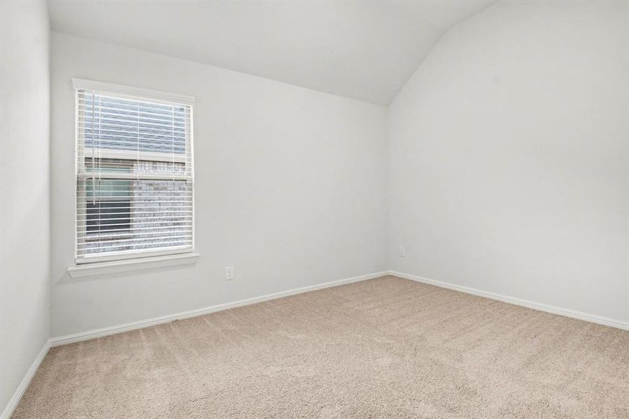 Spacious, unfurnished interior of a new home in Stratton Place, Greenville (Image 17).