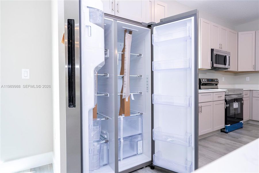 Furnished interior view inside a new home in , Sebring (Image 8).