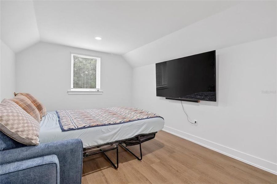 Furnished interior view inside a new home in , Lakeland (Image 64).