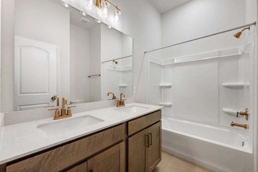 Furnished interior view inside a new home in Berry Creek Highlands, Georgetown (Image 16).