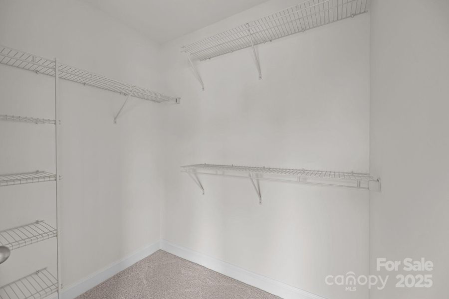 Walk in Closet Walk in Closet