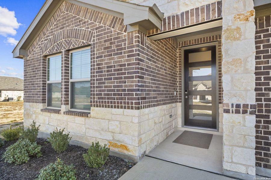 Exterior details and patio area of a home in Fox Falls, Boerne (Image 28). Exterior details and patio area of a home in Fox Falls, Boerne (Image 28).