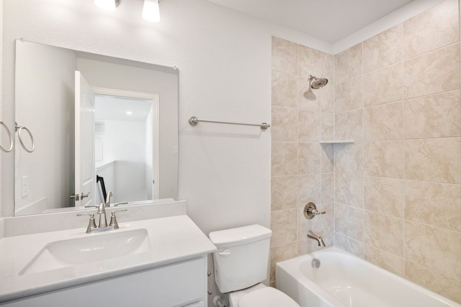 Furnished interior view inside a new home in Elevon, Lavon (Image 13).