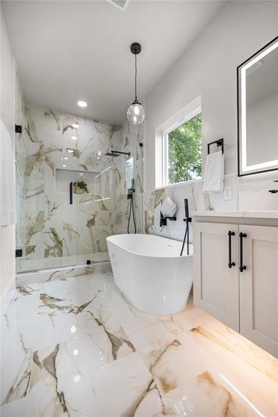 Furnished interior view inside a new home in , Dallas (Image 12).