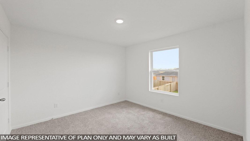 Spacious, unfurnished interior of a new home in Lexington Heights, Willis (Image 16).