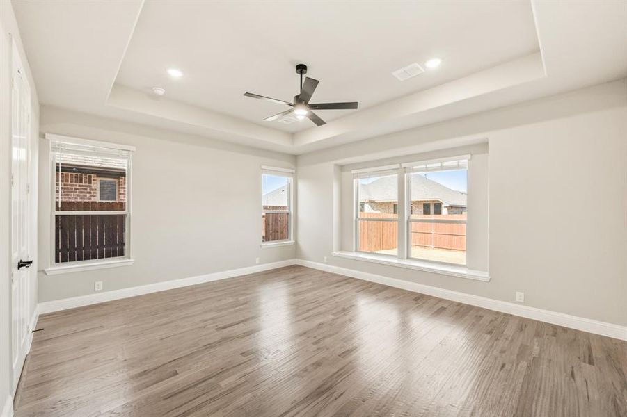Spacious, unfurnished interior of a new home in Timberbrook, Justin (Image 29).