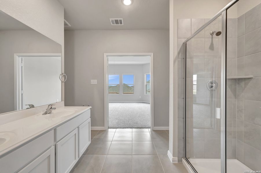 Furnished interior view inside a new home in Hunters Ranch, San Antonio (Image 19).