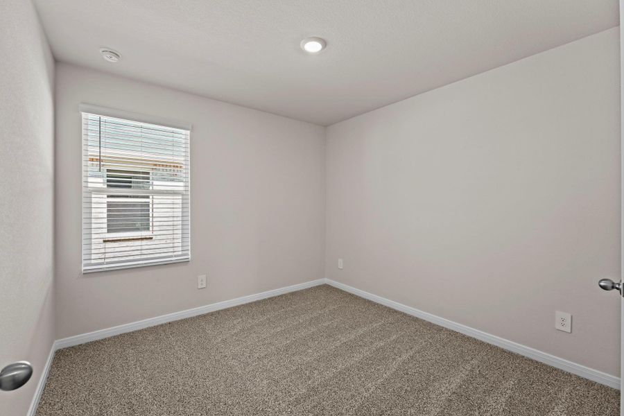 Spacious, unfurnished interior of a new home in Whisper South, San Marcos (Image 15).
