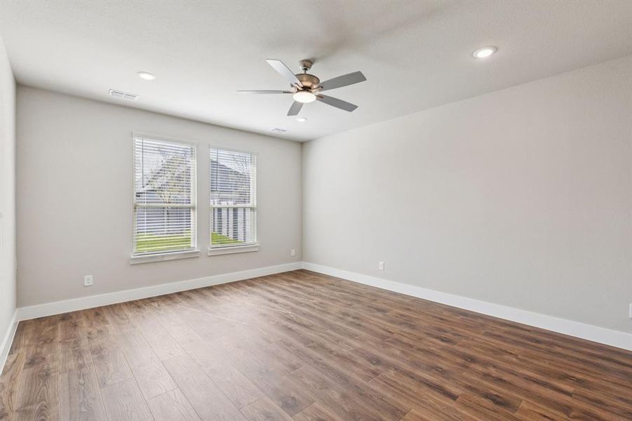 Spacious, unfurnished interior of a new home in Painted Tree Woodland West, McKinney (Image 27). Spacious, unfurnished interior of a new home in Painted Tree Woodland West, McKinney (Image 27).
