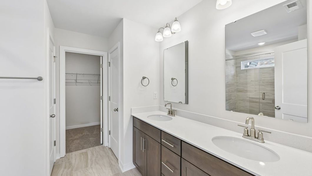 Furnished interior view inside a new home in Oak Grove Hill, Huntersville (Image 10).
