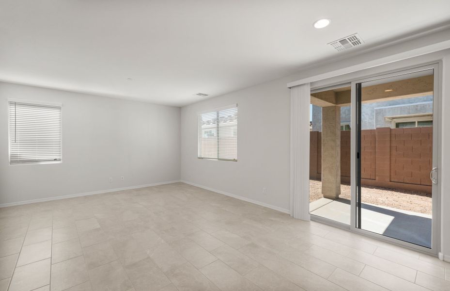 Spacious, unfurnished interior of a new home in Asante- Atrium Series, Surprise (Image 17).
