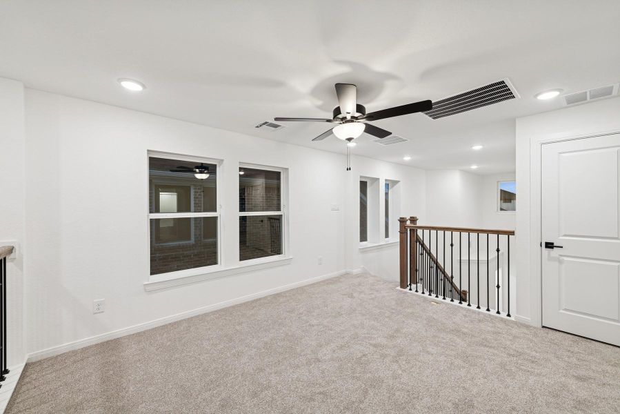 REPRESENTATIVE PHOTO - Photo does not represent actual home options and selection. Ask Sales consultant for specific selections.