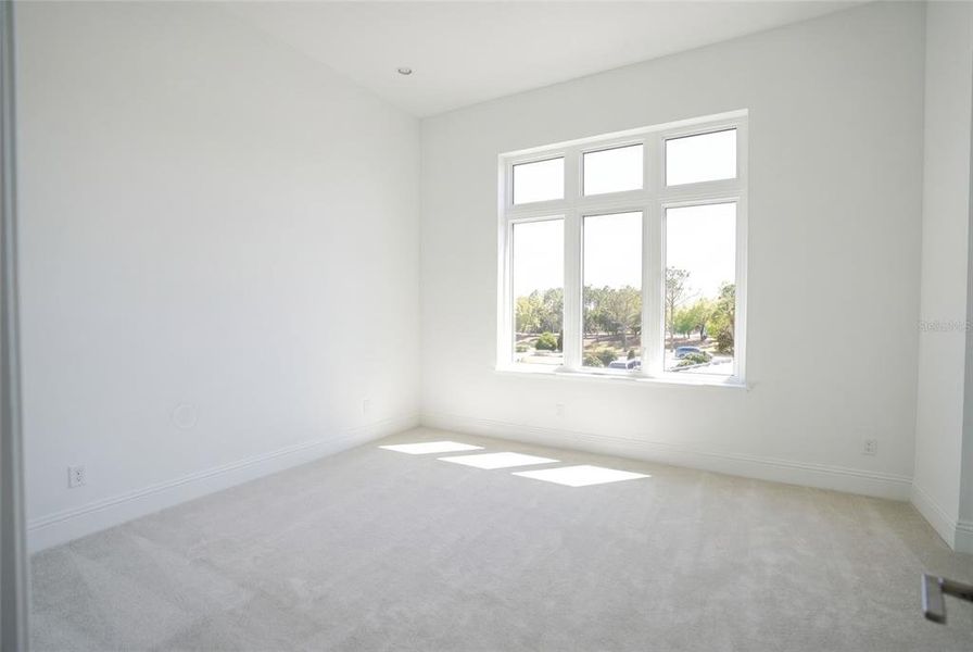 Spacious, unfurnished interior of a new home in , Montverde (Image 29).