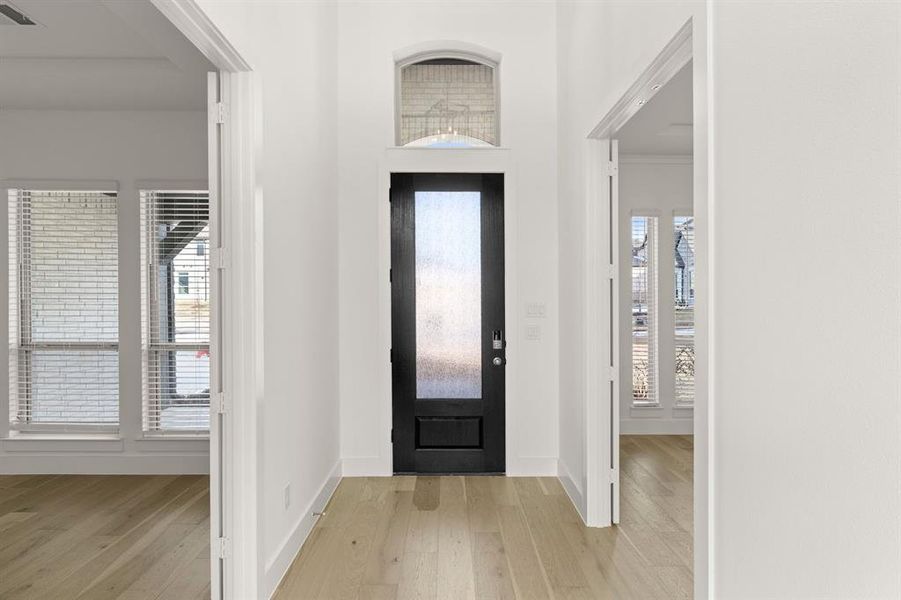 Spacious, unfurnished interior of a new home in Cambridge Estates - Harwood, Prosper (Image 17).