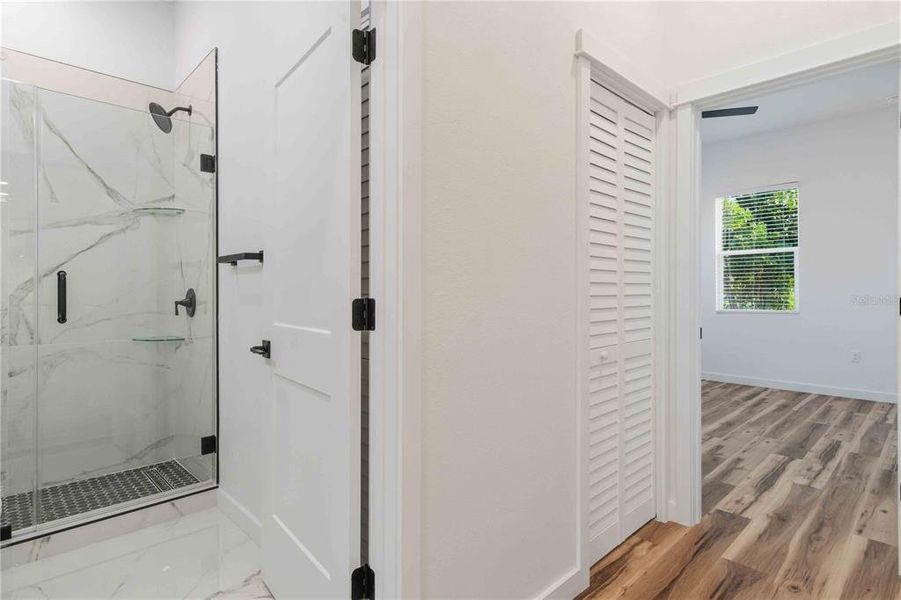 Spacious, unfurnished interior of a new home in , Punta Gorda (Image 59).